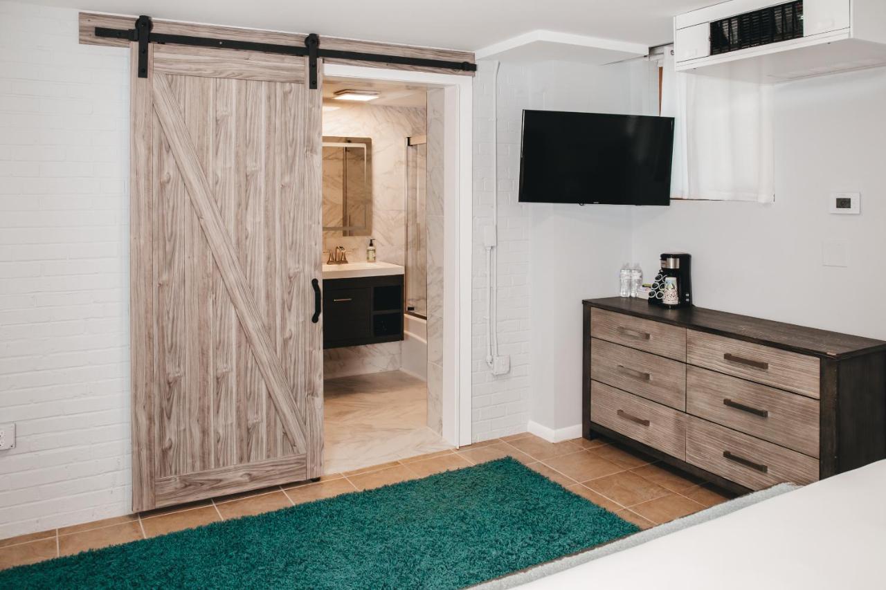 Skylaranna Resort & Spa Гендерсонвілл Екстер'єр фото